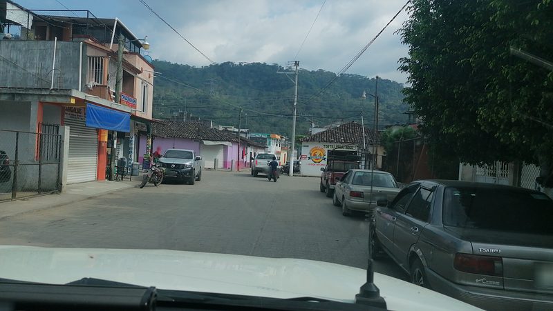 Una calle de Tecpatán, el pueblo zoque del antiguo convento dominico, Chiapas