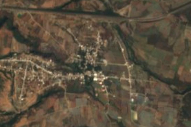 Vista satelital de Santiago Atzitzihuacán y sus campos, Puebla