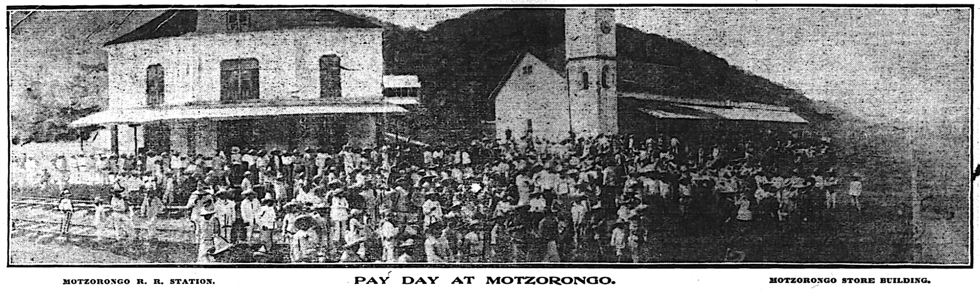Workers on payday at the Motzorongo plantation, photo published in 1904, Veracruz