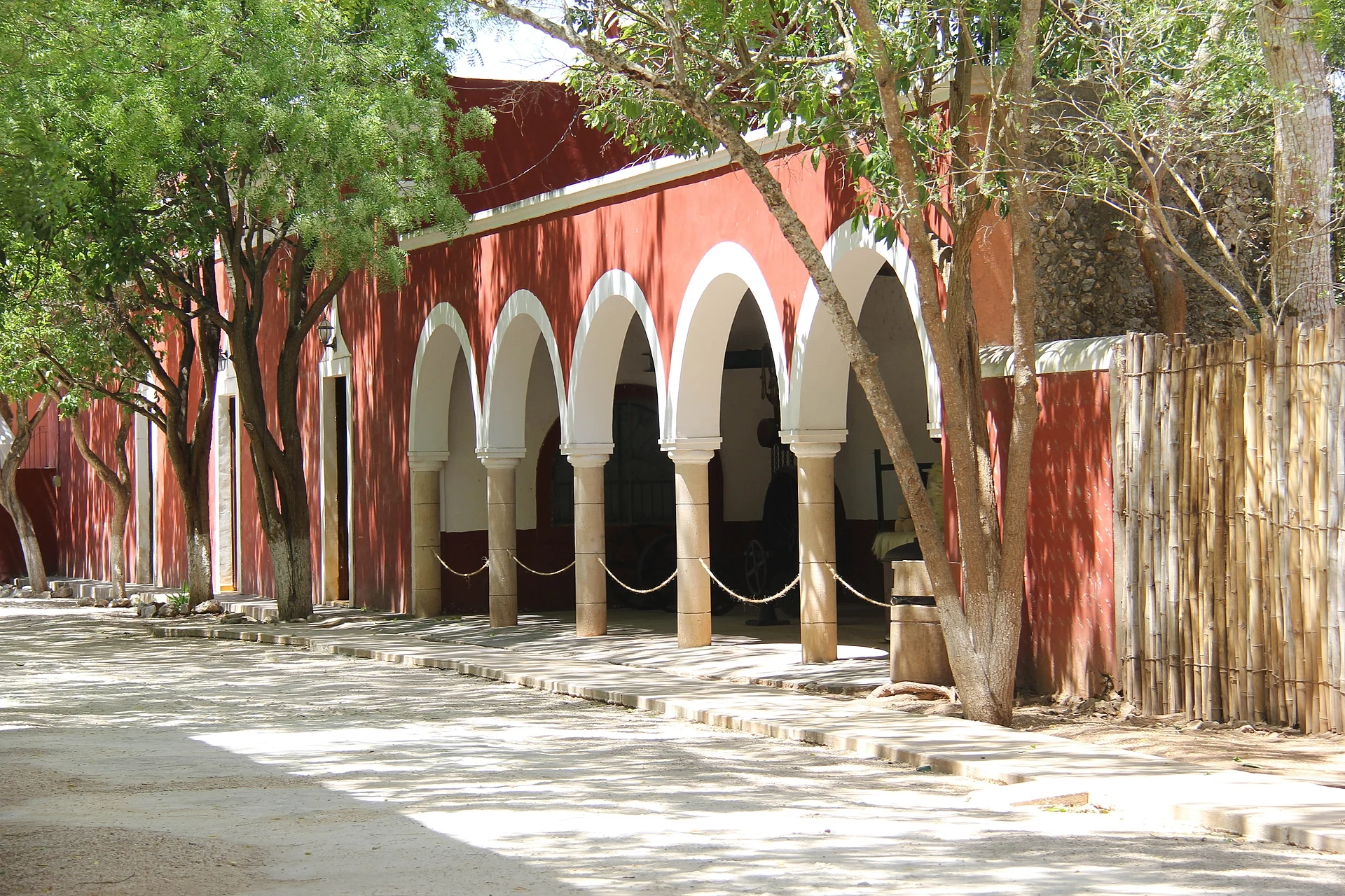 Casa principal de la Hacienda Sotuta de Peón, Yucatán