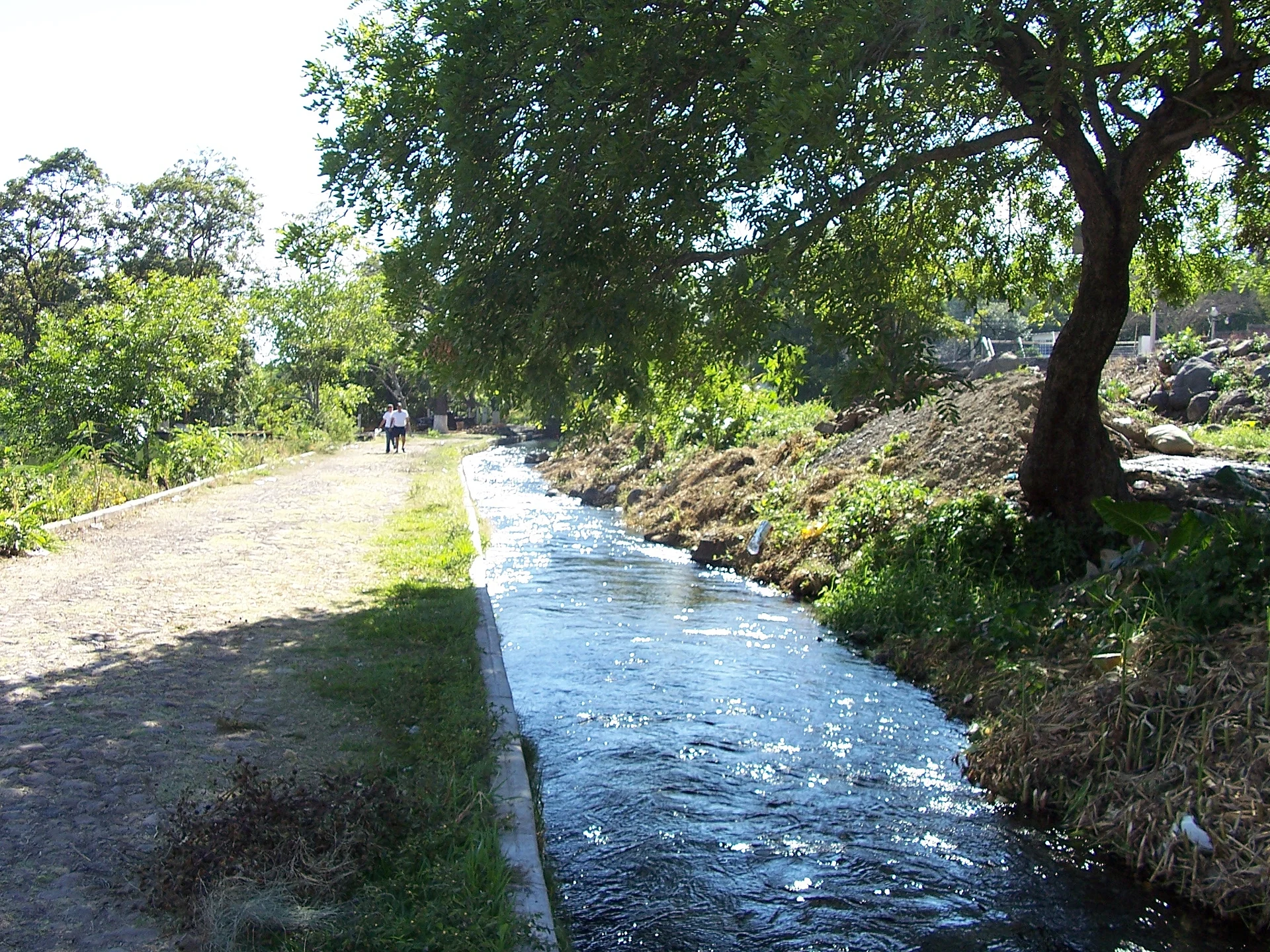 Acequia "las últimas" en Parácuaro, Michoacán
