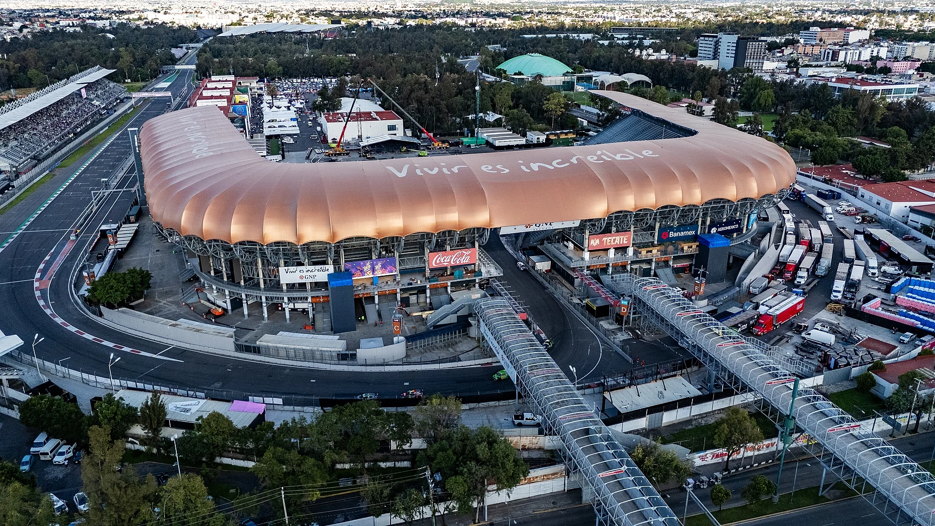 Vista aérea del Autódromo Hermanos Rodríguez 01, Estadio GNP Seguros, Ciudad de México