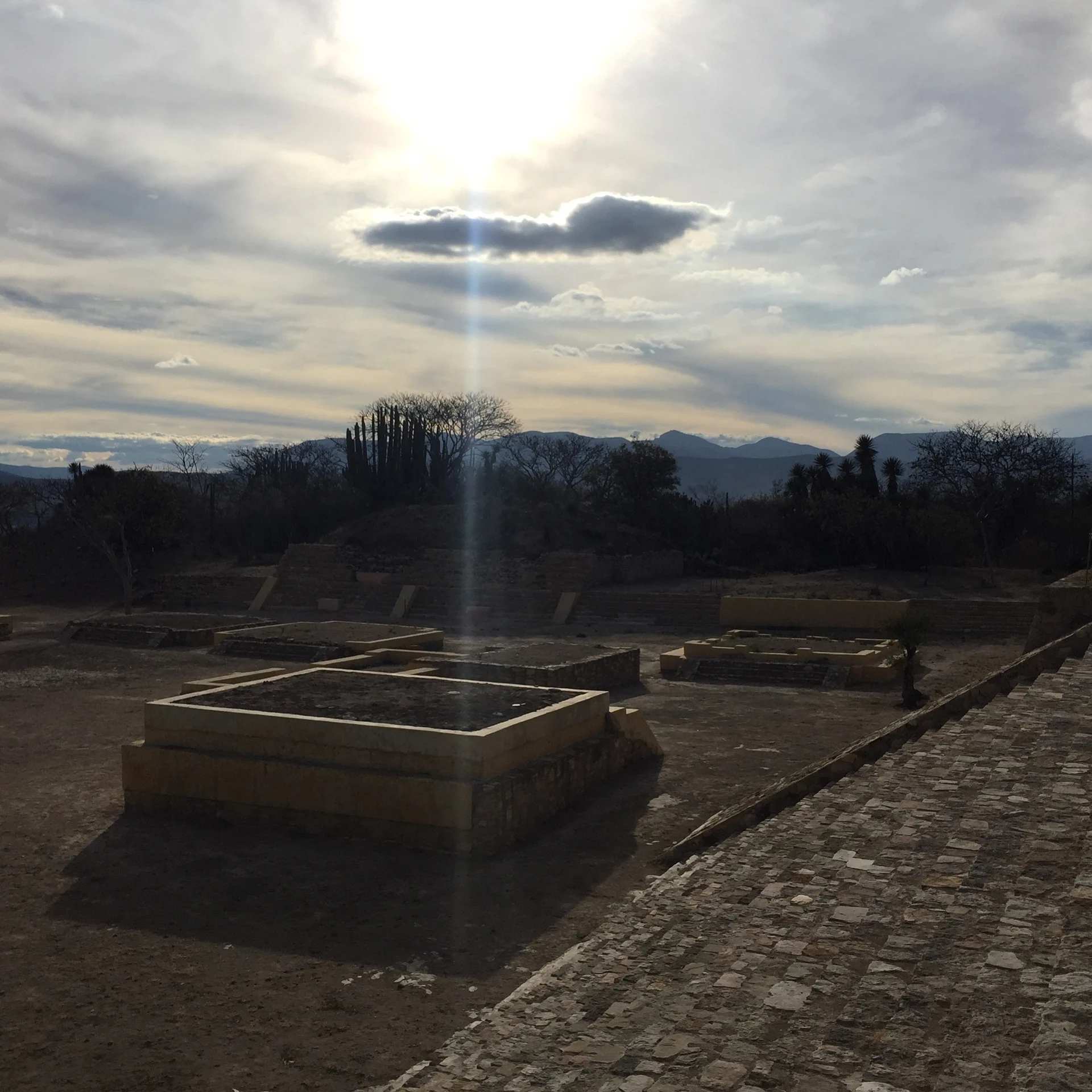 Atardecer en Tehuacán el viejo, Puebla, Tehuacán el Viejo (Ndachjian)